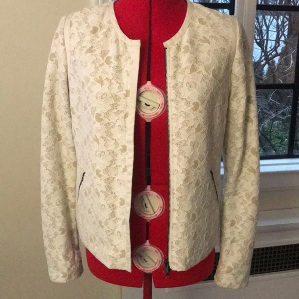 🆕ECRU - Floral lace jacket - NWT